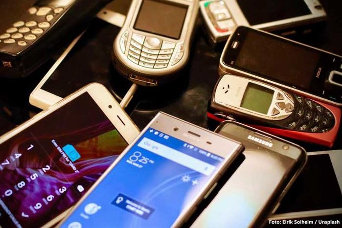 Alte Telefone Recycling auf dem Wertstoffhof